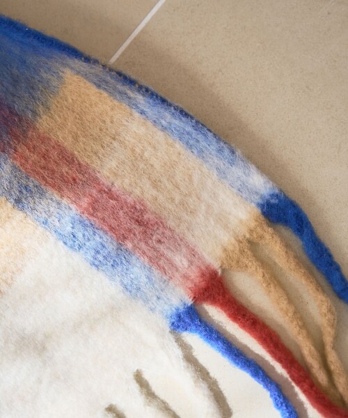 coen（コーエン）の「【PANKAJ（パンカジ）】チェックボリュームマフラー（マフラー・レディース・オレンジ/コバルトブルー/イエロー・FREE）」の8枚目の写真