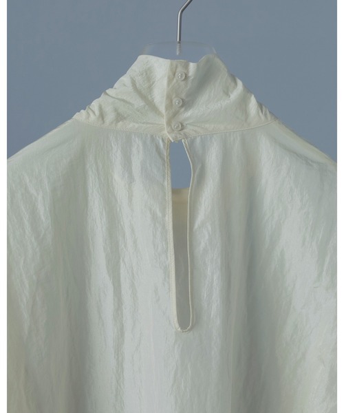 anuke（アンヌーク）の「Sheer Over Blouse（シャツ/ブラウス・レディース・アイボリー/ブラック・FREE）」の12枚目の写真