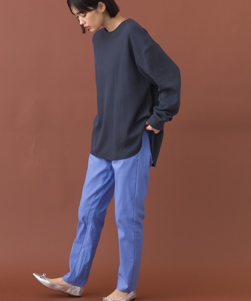 OMNES（オムネス）の「リラックスフィットワッフル裾ラウンドヘム長袖カットソー（Tシャツ/カットソー・レディース・アイボリー/ダークグレー・FREE）」の14枚目の写真