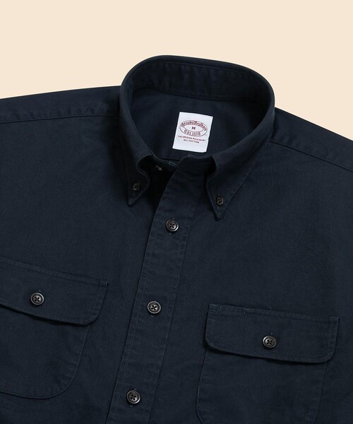 BROOKS BROTHERS(ブルックスブラザーズ)の「コットンツイル ダブルポケット ワークシャツ(シャツ/ブラウス・メンズ・オリーブ/ネイビー/カーキ・MEDIUM/LARGE/X-LARGE/SMALL)」の9枚目の写真