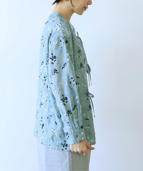 yuni(ユニ )の「Floral embroidely ribon シャツ(シャツ/ブラウス・レディース・イエロー/ブルー・FREE)」の19枚目の写真