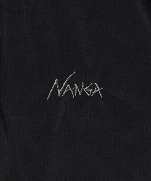 FREAK'S STORE（フリークスストア）の「限定展開 NANGA/ナンガ オーロラテックス スタンドカラーダウンジャケット / AURORA TEX STAND COLLAR DOWN JACKET / ND2441-1A0（ダウンジャケット/コート・メンズ・グレー/ブラック・MEDIUM/SMALL/LARGE/X-LARGE）」の14枚目の写真