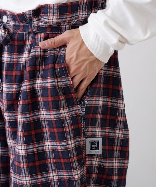 CIAOPANIC TYPY(チャオパニックティピー)の「【PATTIPATTI】ブランケットネルチェックパンツ(スラックス・レディース・グリーン/レッド/ネイビー・LARGE/MEDIUM)」の4枚目の写真