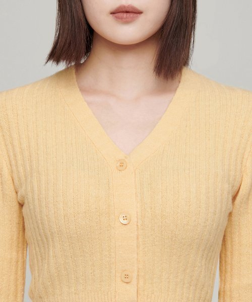 MUSINSA STANDARD WOMAN（ムシンサスタンダードウーマン）の「ウィメンズソフトブークルリブクロップカーディガン[イエロー]（カーディガン/ボレロ・レディース・その他・SMALL/MEDIUM/LARGE/X-SMALL）」の3枚目の写真