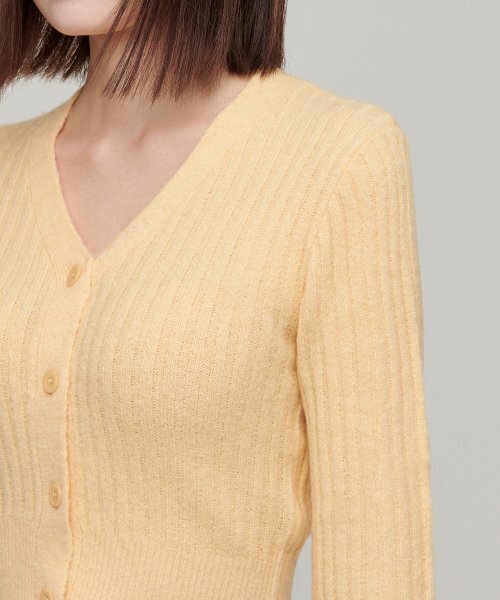MUSINSA STANDARD WOMAN（ムシンサスタンダードウーマン）の「ウィメンズソフトブークルリブクロップカーディガン[イエロー]（カーディガン/ボレロ・レディース・その他・SMALL/MEDIUM/LARGE/X-SMALL）」の5枚目の写真