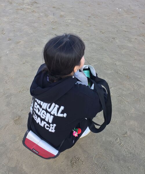 NOMANUAL(NOMANUAL)の「DOODLE LOGO HOODIE - BLACK(パーカー・レディース・その他・MEDIUM/LARGE/X-LARGE/SMALL)」の17枚目の写真