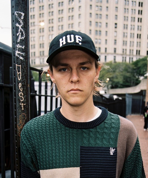 HUF(ハフ)の「ARCH 6 PANEL CV SNAPBACK(キャップ・メンズ・ブラック/グリーン/ネイビー・O/S)」の2枚目の写真