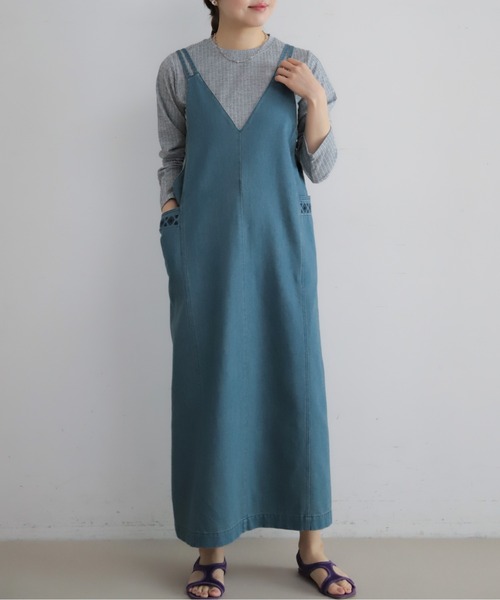 NOMBRE IMPAIR（ノンブルアンペール）の「TCデニム　キャミワンピース（ワンピース・レディース・ライトブルー/ネイビー・FREE）」の2枚目の写真