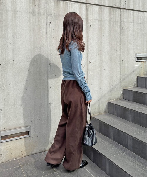 ISOOK（アイスー）の「【ISOOK / アイスー】ウールライク起毛コクーンパンツ / リラックスパンツ ドロストパンツ カーブ バレル ホワイト ブラック ブラウン 白 黒 ZOZOTOWN限定（その他パンツ・レディース・ブラック/ベージュ/ブラウン・FREE）」の12枚目の写真