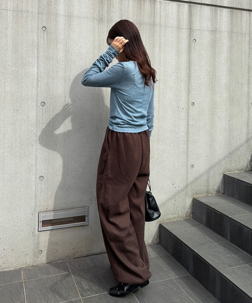 ISOOK（アイスー）の「【ISOOK / アイスー】ウールライク起毛コクーンパンツ / リラックスパンツ ドロストパンツ カーブ バレル ホワイト ブラック ブラウン 白 黒 ZOZOTOWN限定（その他パンツ・レディース・ブラック/ベージュ/ブラウン・FREE）」の15枚目の写真