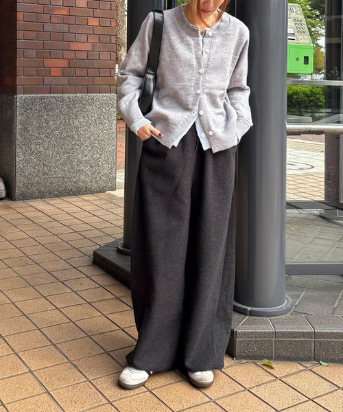 ISOOK（アイスー）の「【ISOOK / アイスー】ウールライク起毛コクーンパンツ / リラックスパンツ ドロストパンツ カーブ バレル ホワイト ブラック ブラウン 白 黒 ZOZOTOWN限定（その他パンツ・レディース・ブラック/ベージュ/ブラウン・FREE）」の21枚目の写真