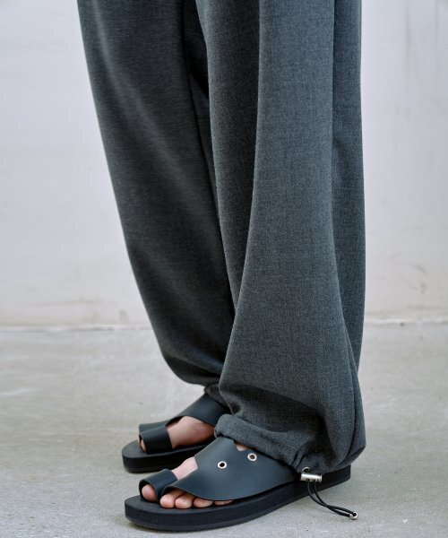 TRIP LE SENS(トリップ ル センス)の「ラウンジストリングクレープパンツ_GREY(スウェットパンツ・レディース・その他・LARGE/MEDIUM)」の2枚目の写真