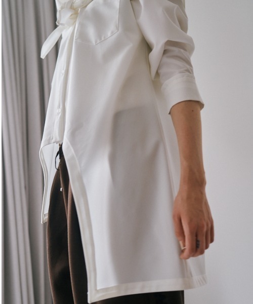 Muel Chic（ミュエルシック）の「Canberra scarf shirt  キャンベラスカーフシャツ（シャツ/ブラウス・レディース・ベージュ/オフホワイト/ブラック・FREE）」の19枚目の写真