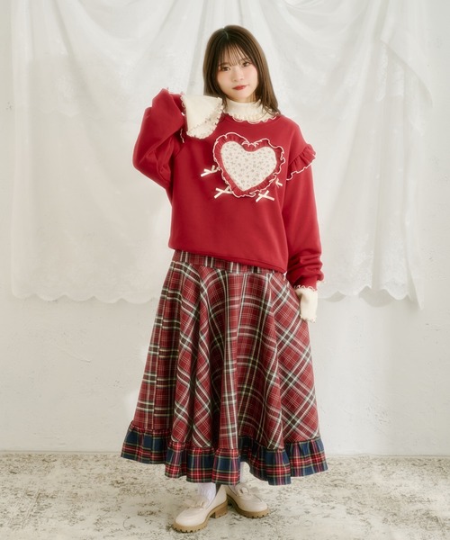 kutir（クティール）の「【クティールとレトロ】アソートハートフリルリボンスウェット（スウェット・レディース・アイボリー/レッド/ベージュ/ネイビー・FREE）」の22枚目の写真