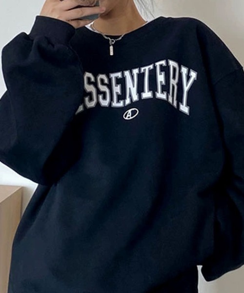 SallyLunn(サリーラン)の「カジュアルロゴスウェット(スウェット・レディース・ホワイト/ブラック/グレー・MEDIUM/LARGE)」の5枚目の写真