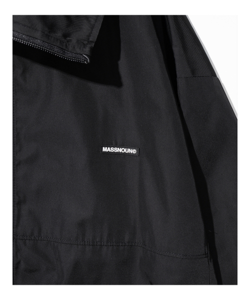 MASSNOUN(マスノウン)の「クロップディビジョンジャケットMSHJK002-BK(ナイロンジャケット・レディース・その他・MEDIUM/LARGE)」の7枚目の写真