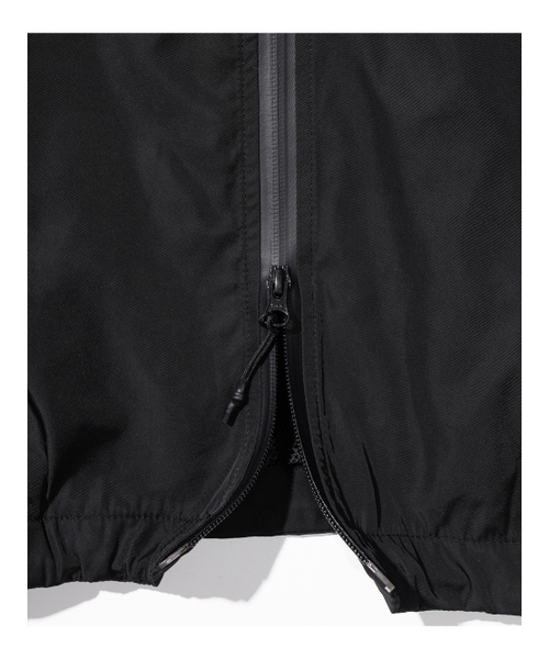 MASSNOUN(マスノウン)の「クロップディビジョンジャケットMSHJK002-BK(ナイロンジャケット・レディース・その他・MEDIUM/LARGE)」の5枚目の写真