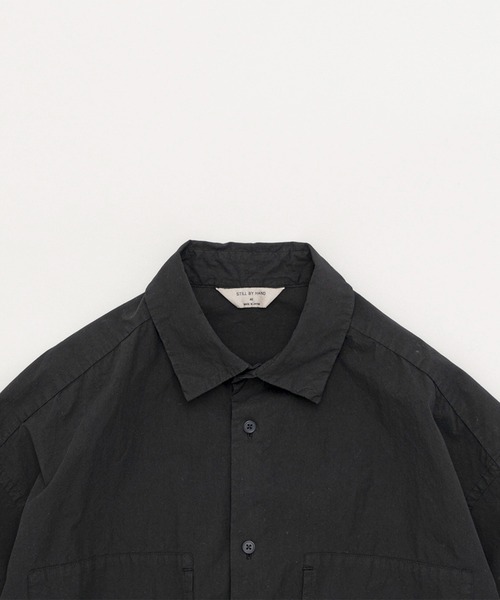 STILL BY HAND(スティルバイハンド)の「【STILL BY HAND】Garment-dye over shirt(シャツ/ブラウス・メンズ・ブラック/ナチュラル・46/48)」の3枚目の写真