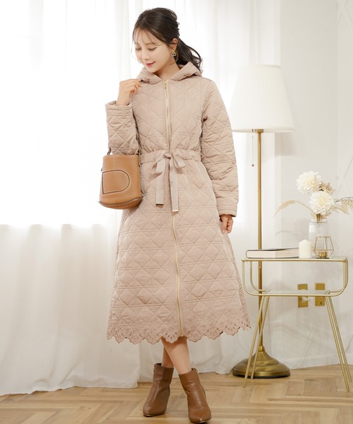 スカラップ刺繍キルティング ロング丈 コート le reve vaniller スカラップ刺繍 キルティング ロング丈 コート le reve vaniller