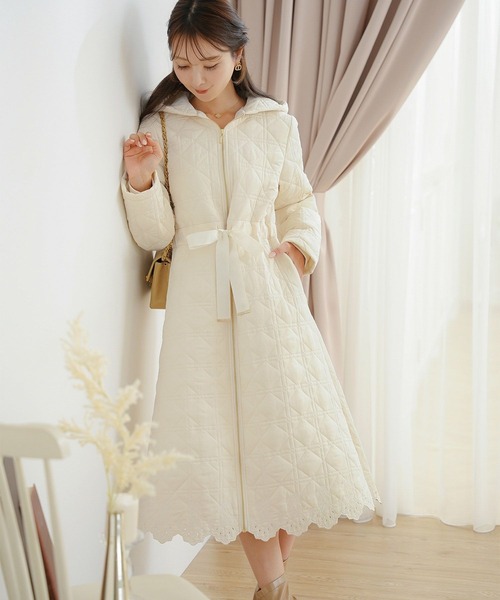 スカラップ刺繍 キルティング ロング丈 コート le reve vaniller
