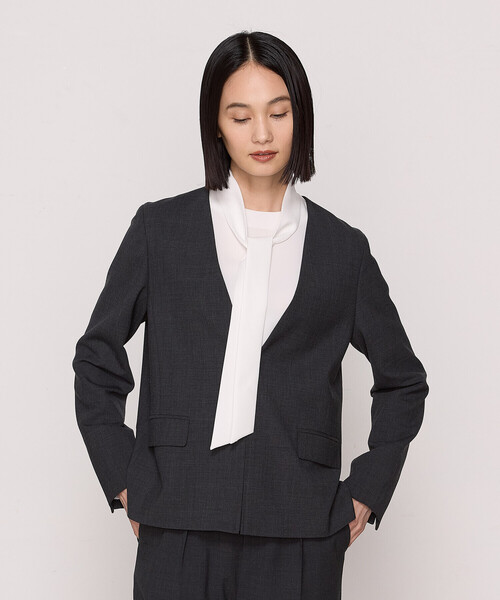 COMME CA（コムサ）の「〔 Sサイズ 〕 【2WAY】サイロスパンツイル ジャケット（ノーカラージャケット・レディース・ベージュ/チャコール・5号）」の6枚目の写真