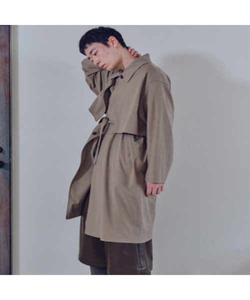 MALEN(マレン)の「ユニセックススルーストレンチコートベージュ(トレンチコート・メンズ・Beige・MEDIUM/LARGE/X-LARGE)」の1枚目の写真