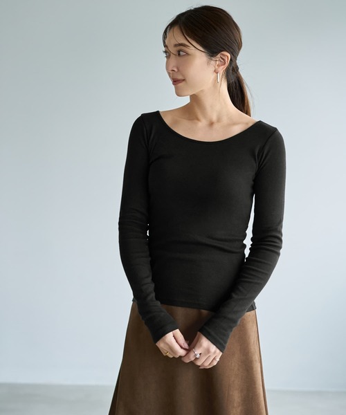 STYLE DELI(スタイルデリ)の「敏感肌対策◆中に着る綿100デコルテ開きカットソー(Tシャツ/カットソー・レディース・ダークブルー/カーキ/ブラック/ホワイト・MEDIUM)」の3枚目の写真