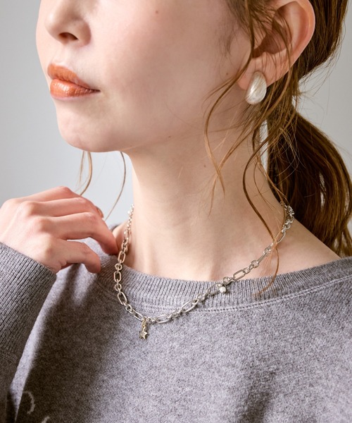 ROPE' PICNIC（ロペピクニック）の「チャームデザインショートネックレス（ネックレス・レディース・シルバー/ゴールド・FREE）」の4枚目の写真