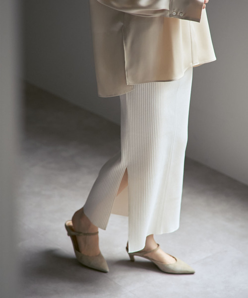 Noble（ノーブル）の「《26SS先行追加・WEB限定カラー》トタンテレコタイトスカート（スカート・レディース・ダークブルー/ベージュ/ライトグリーン/ホワイト系その他/チャコールグレー・40/38/36）」の2枚目の写真