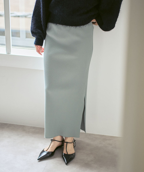 Noble（ノーブル）の「《26SS先行追加・WEB限定カラー》トタンテレコタイトスカート（スカート・レディース・ダークブルー/ベージュ/ライトグリーン/ホワイト系その他/チャコールグレー・40/38/36）」の4枚目の写真