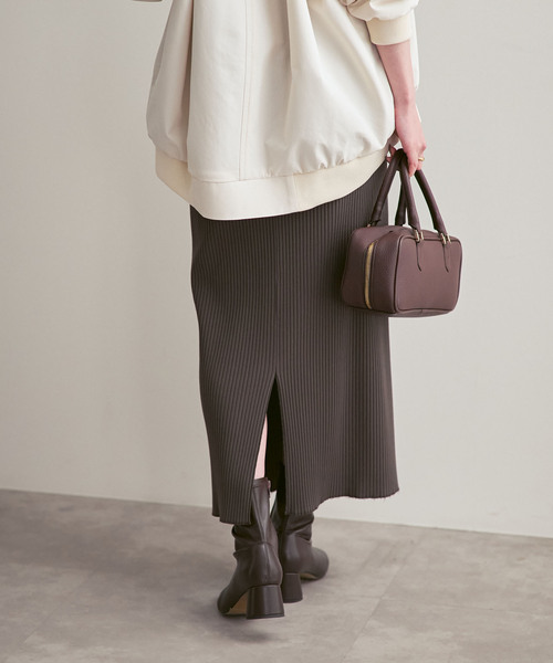 Noble（ノーブル）の「《26SS先行追加・WEB限定カラー》トタンテレコタイトスカート（スカート・レディース・ダークブルー/ベージュ/ライトグリーン/ホワイト系その他/チャコールグレー・40/38/36）」の12枚目の写真