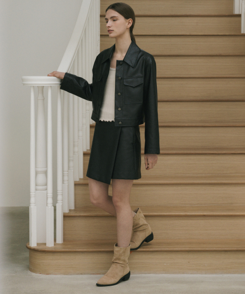 OCTETTE（オテット）の「LEATHER BUTTON WRAP SK_BLACK（スカート・レディース・その他・SMALL/MEDIUM）」の3枚目の写真