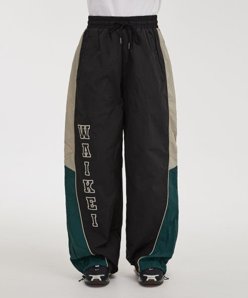 WaiKei（ワイケイ）の「カラー ブロック レーシング トラック パンツ ブラック（スウェットパンツ・レディース・その他・1/2）」の3枚目の写真