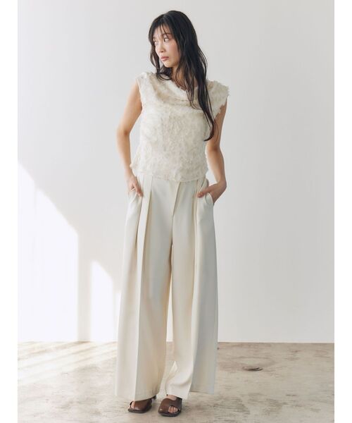 LAGUNAMOON（ラグナムーン）の「カットジャガードドレープブラウス（シャツ/ブラウス・レディース・アイボリー/ブラック/ピンク・FREE）」の12枚目の写真