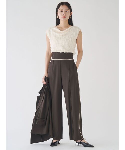 LAGUNAMOON（ラグナムーン）の「カットジャガードドレープブラウス（シャツ/ブラウス・レディース・アイボリー/ブラック/ピンク・FREE）」の16枚目の写真