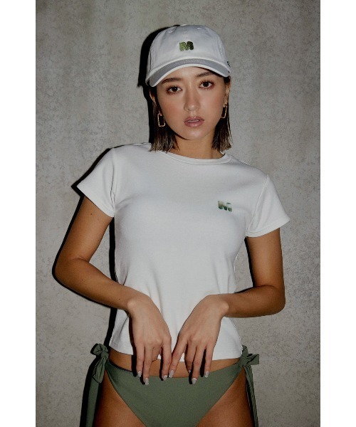 ALEXIA STAM（アリシアスタン）の「[MIYU IKEDA x ALEXIA STAM] Logo Tee /みちょぱコラボ Tシャツ（Tシャツ/カットソー・レディース・グレー/ブラック/ホワイト・FREE）」の7枚目の写真