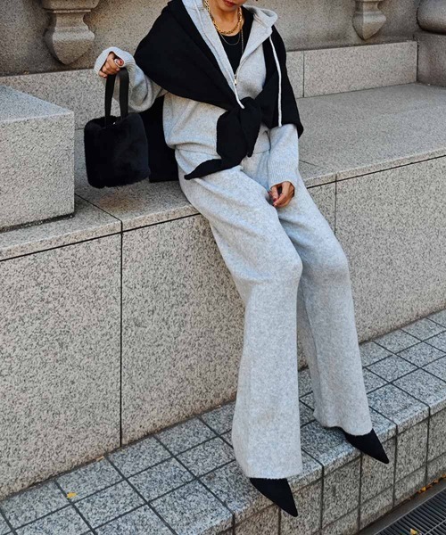 esutoreja（エストレジャ）の「ニットジップアップフーディセットアップ（セットアップ・レディース・ベージュ/グレー・FREE）」の6枚目の写真