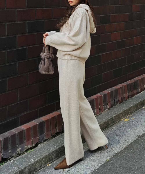 esutoreja（エストレジャ）の「ニットジップアップフーディセットアップ（セットアップ・レディース・ベージュ/グレー・FREE）」の10枚目の写真