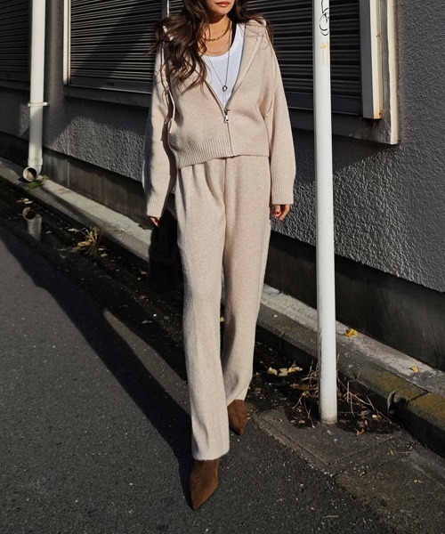 esutoreja（エストレジャ）の「ニットジップアップフーディセットアップ（セットアップ・レディース・ベージュ/グレー・FREE）」の13枚目の写真