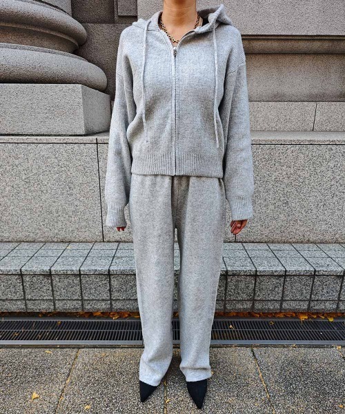 esutoreja（エストレジャ）の「ニットジップアップフーディセットアップ（セットアップ・レディース・ベージュ/グレー・FREE）」の15枚目の写真