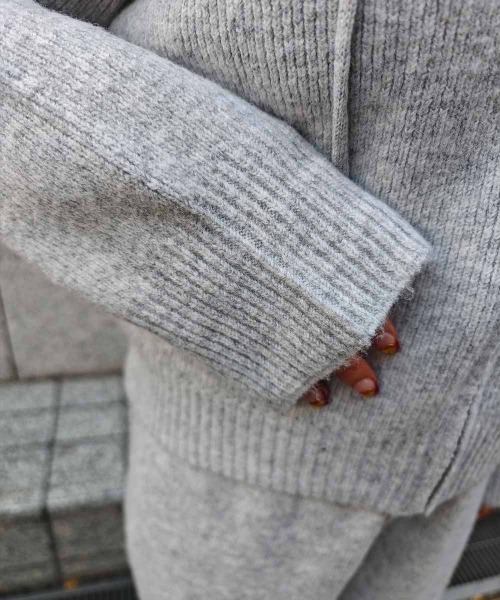 esutoreja（エストレジャ）の「ニットジップアップフーディセットアップ（セットアップ・レディース・ベージュ/グレー・FREE）」の17枚目の写真