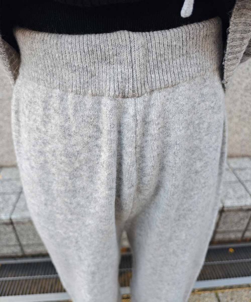 esutoreja（エストレジャ）の「ニットジップアップフーディセットアップ（セットアップ・レディース・ベージュ/グレー・FREE）」の18枚目の写真