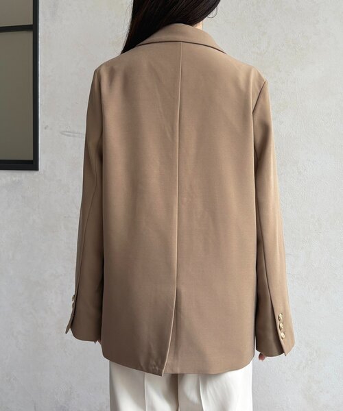 Thevon（ゼボン）の「ゴールドボタンテーラードジャケット（テーラードジャケット・レディース・チャコールグレー/アイボリー/ベージュ/ネイビー・FREE）」の10枚目の写真
