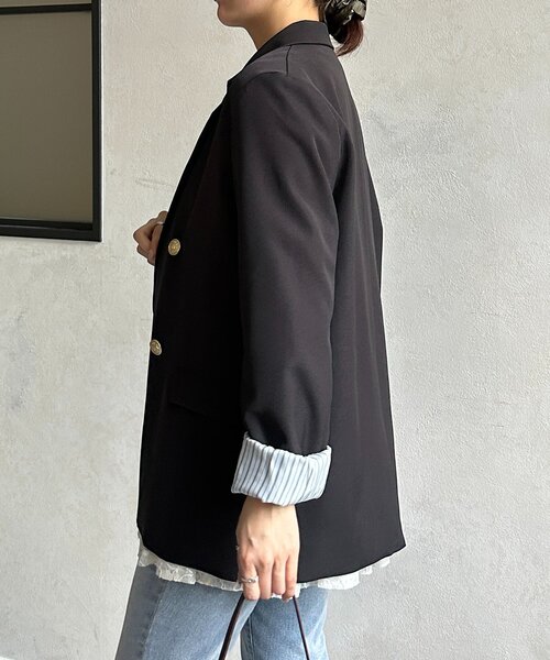 Thevon（ゼボン）の「ゴールドボタンテーラードジャケット（テーラードジャケット・レディース・チャコールグレー/アイボリー/ベージュ/ネイビー・FREE）」の16枚目の写真