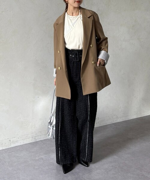 Thevon（ゼボン）の「ゴールドボタンテーラードジャケット（テーラードジャケット・レディース・チャコールグレー/アイボリー/ベージュ/ネイビー・FREE）」の14枚目の写真