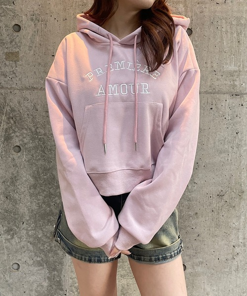 ROGER AND RAW(ロジャーアンドロウ)の「ロゴ刺繍ショートスウェットフーディー(スウェット・レディース・チャコールグレー/ブラック/スモークピンク/ライトグレー・FREE)」の19枚目の写真
