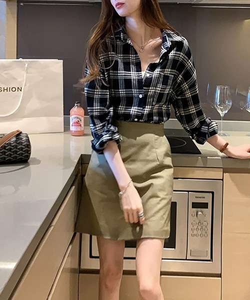 SEU（エスイーユー）の「チェックシャツ オーバーサイズチェック柄シャツブラウス オフィスカジュアル きれいめカジュアル レディース韓国風（シャツ/ブラウス・レディース・ブラック/ホワイト・フリー）」の15枚目の写真