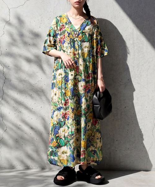 antiqua(アンティカ)の「花柄 シャツワンピース(シャツワンピース・レディース・ブルー系その他・R/P)」の1枚目の写真