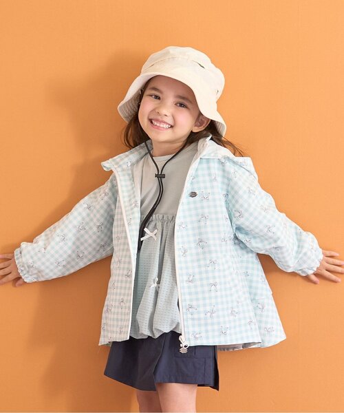 Lycee mine(リセマイン)の「【水をはじく!】【撥水・防汚・耐久・UV】収納袋付きバックフリルAラインマウンテンパーカー【子供服】【キッズ】【女の子】(ブルゾン・キッズ・ネイビー/ブルーグレー/ライトピンク/アイボリー/ミント/ラベンダー/ベージュ系その他/カラフル・130cm/100cm/110cm/150cm/140cm/120cm)」の1枚目の写真
