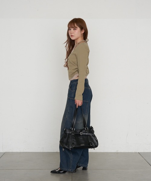 RAY CASSIN(レイカズン)の「ベルト付ジップポケットショルダーバッグ(ショルダーバッグ・レディース・ダークブラウン/ブラウン/ブラック・FREE)」の9枚目の写真